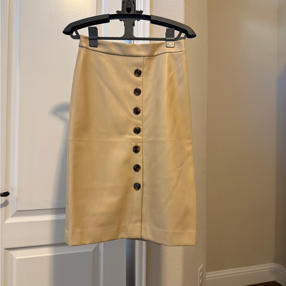 Ann Taylor Tan Button-Front Faux Leather Pencil Skirt - new without tag